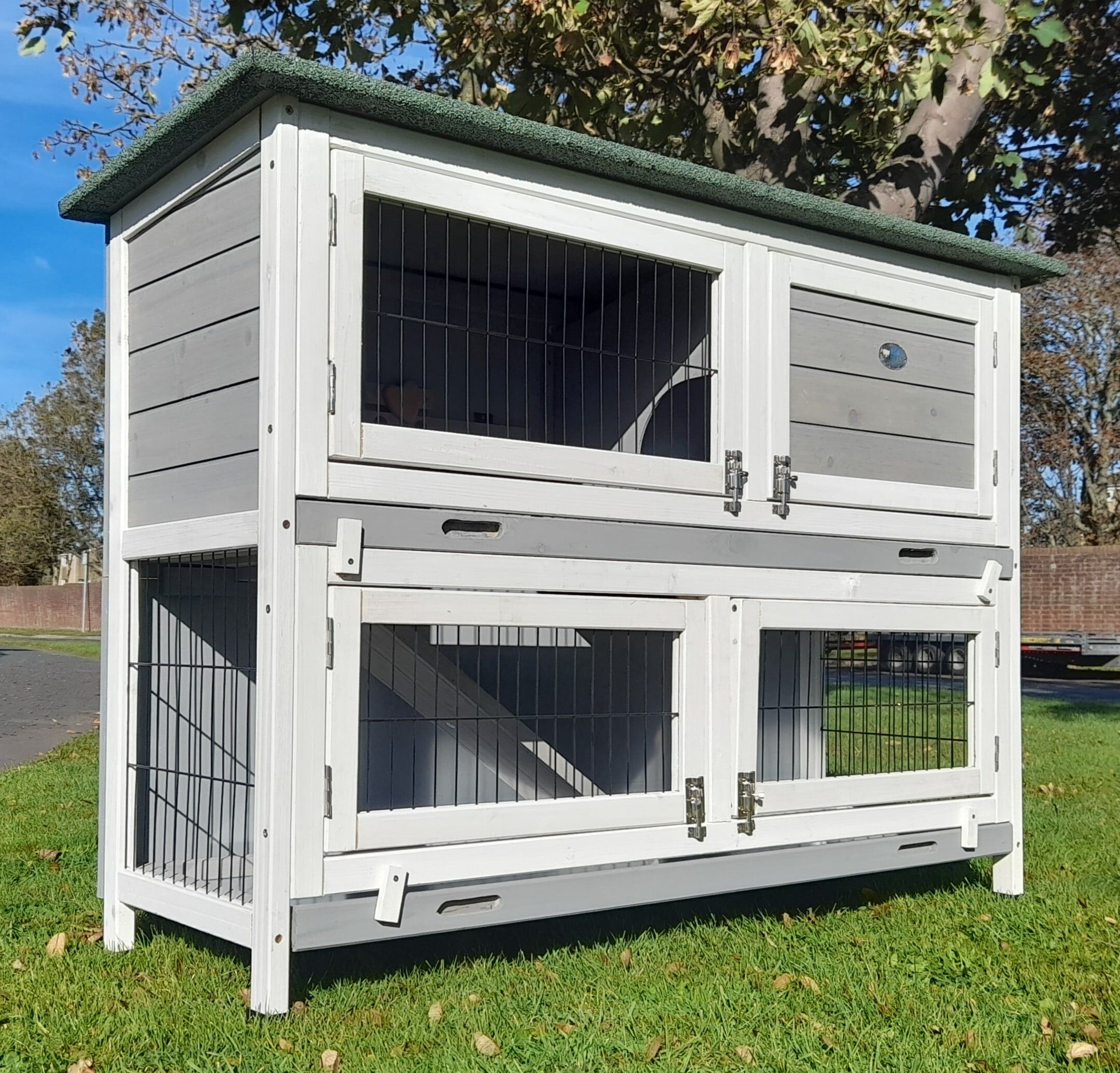 CLASSIC XL GREY 2 TIER RABBIT HUTCH - Image 1